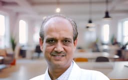 partner Dr. Anil Kumar Bansal